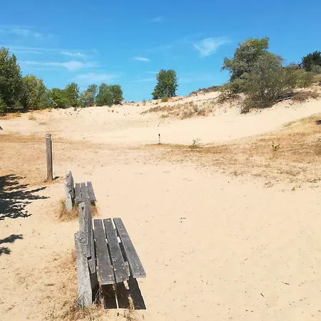 Near Dunes In Koksijde, Cleaning Included アパート